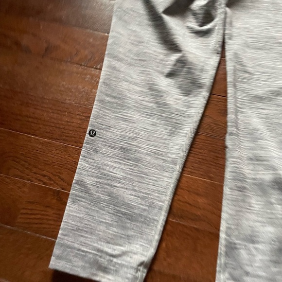 Lululemon Athletica Gray Women's Pants - Picture 6 of 8